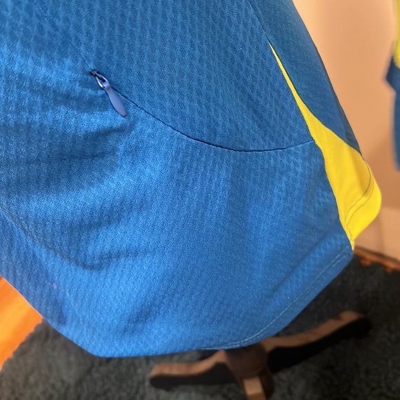 Quarter zip fila running top - Picture 3 of 3